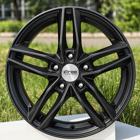 Moskva (КС689) 6.500xR16 5x110 DIA65.1 ET37 BKM